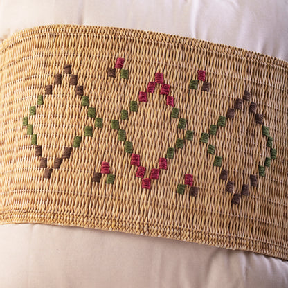 Cushion cover in wild rush and beige cotton