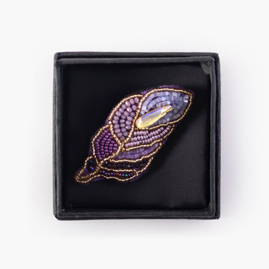 Hand embroidered brooch with rhinestones - Purple leaf