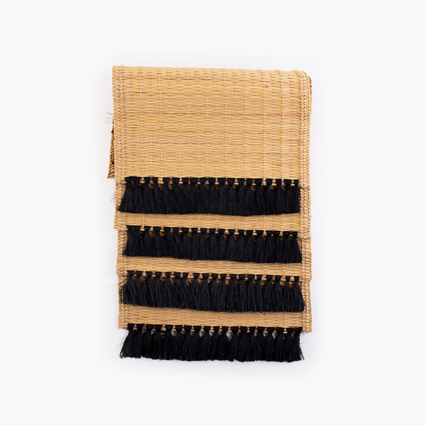 Set of 4 wild rush coasters adorned with black silk thread tassels - Natural finish